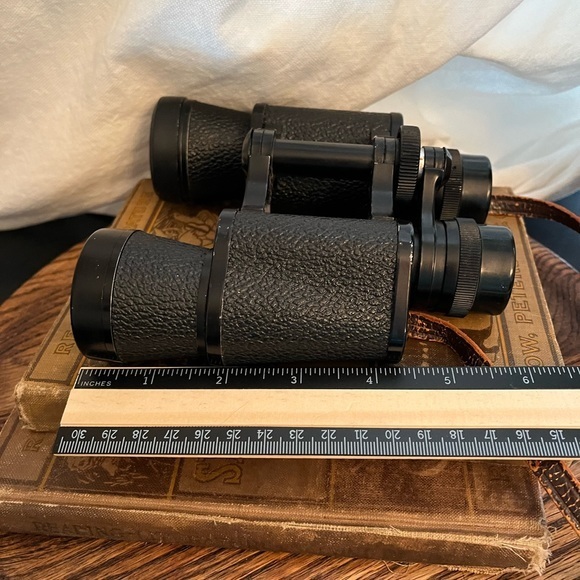 Stellar vintage binoculars with leather neck strap‎ - Picture 5 of 5